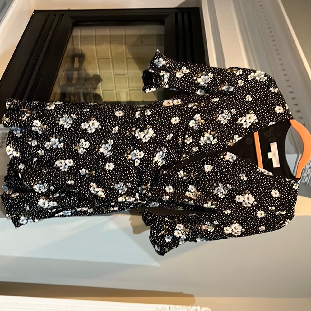 LOFT wrap romper. Dress illusion.